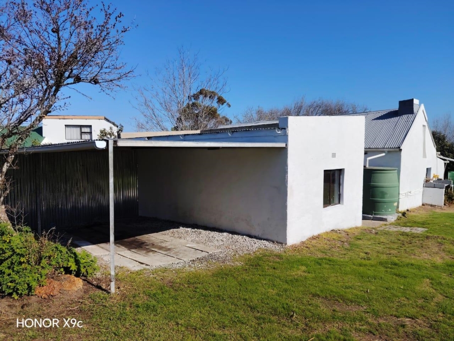 2 Bedroom Property for Sale in Baardskeerdersbos Western Cape